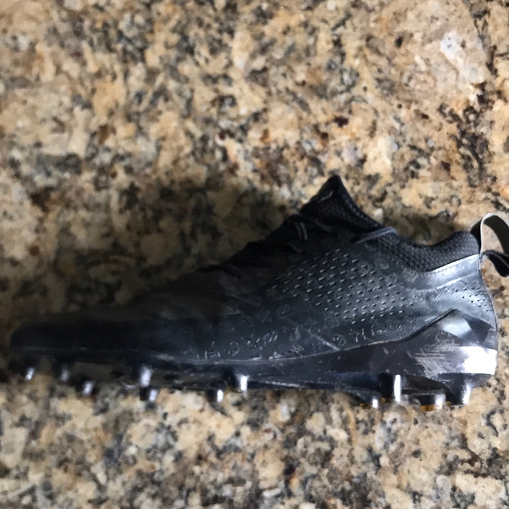 Adidas Men’s Adizero 5 star Adimoji football cleat